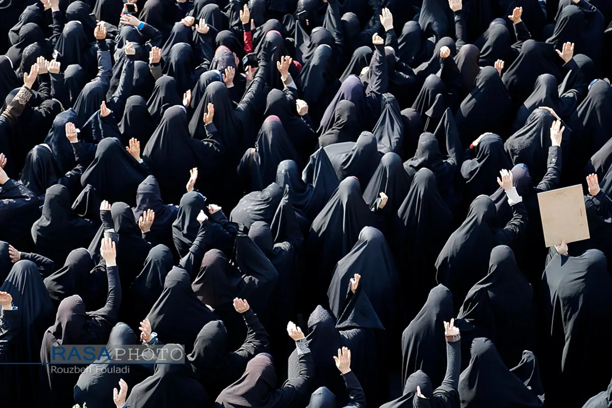 مراسم تشییع دو شهید گمنام دفاع مقدس&lrm; در تهران