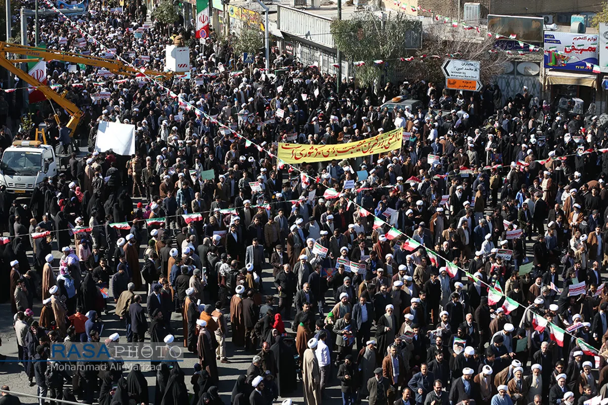 راهپیمایی حمایت از امنیت و اقتدار کشور در قم
