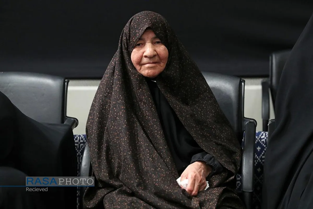 مراسم عزاداری شام غریبان حسینی (علیه&zwnj;السلام) در حسینیه امام خمینی (ره)