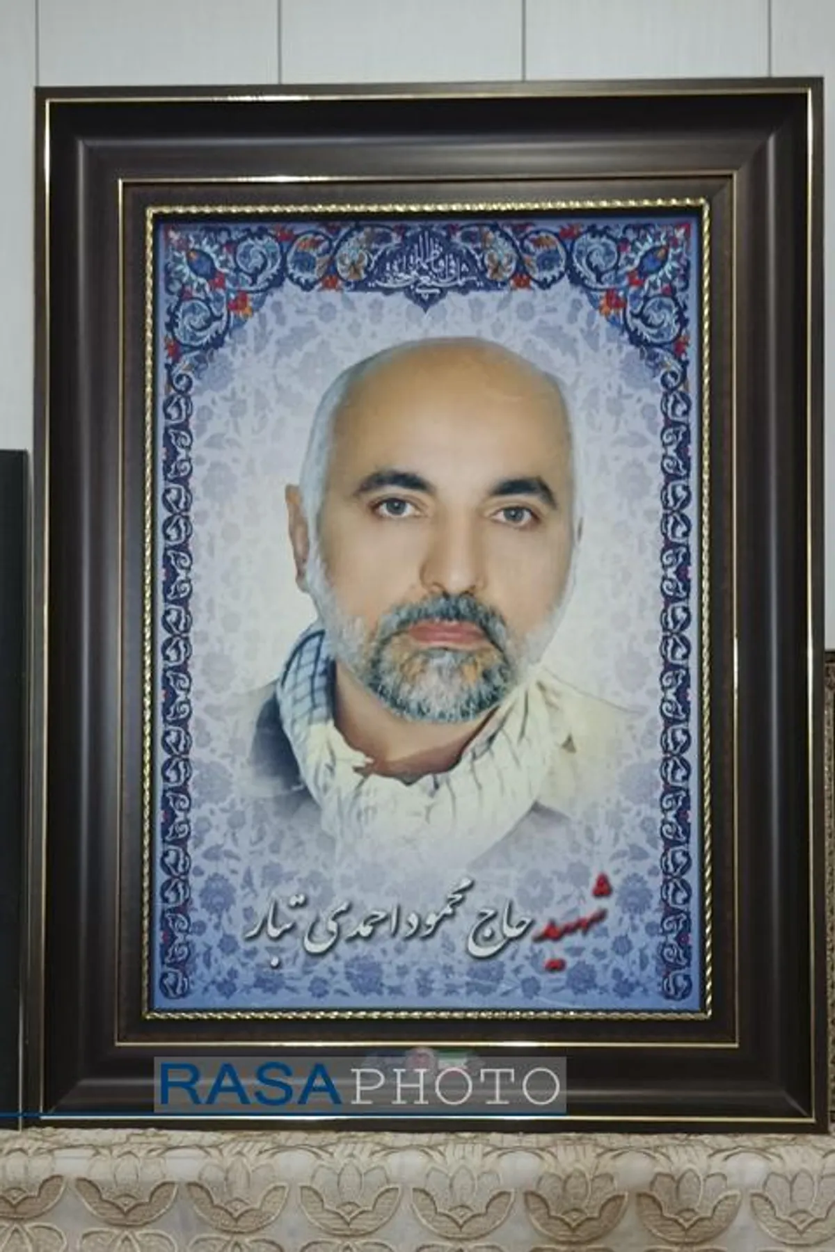 دیدار مدیرعامل و جمعی از مسئولان رسا با خانواده شهید احمدی&zwnj;تبار