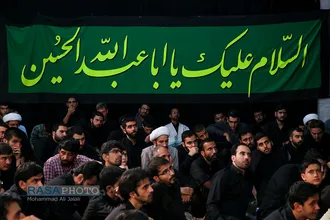 مراسم سوگواری حضرت اباعبدالله&zwnj;الحسین(ع) در هیئت ثارالله قم&lrm;