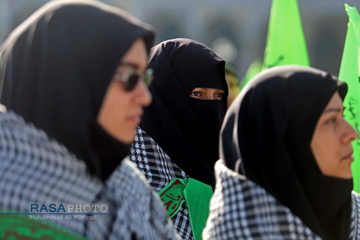 صبحگاه مشترک نیرو&zwnj;های مصلح با عنوان بیعت با امام زمان (عج) با حضور سردار باقری فرمانده کل نیرو&zwnj;های مصلح و حجت الاسلام والمسلمین رحیمیان