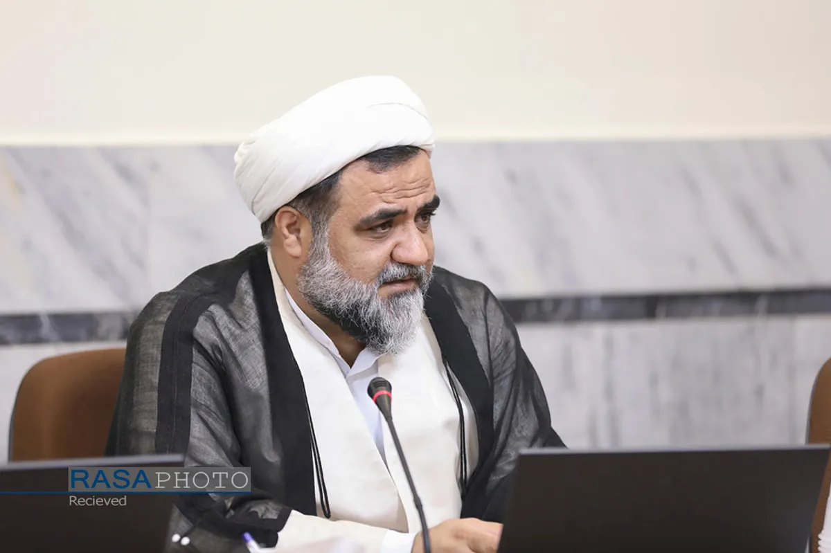 نشست هم&zwnj;اندیشی اساتید جوان سطوح عالی با دبیر شورای عالی حوزه&zwnj;های علمیه