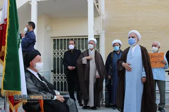تجمع مردم سمنان در اعتراض به اهانت نشریه فرانسوی به پیامبر اعظم (ص)