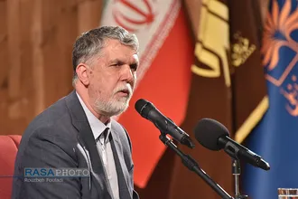 مراسم رونمایی از کتاب &laquo;سَلُونِی قَبْلَ أَن ْتَفْقِدُونِی، تحریر نهج البلاغه&raquo;