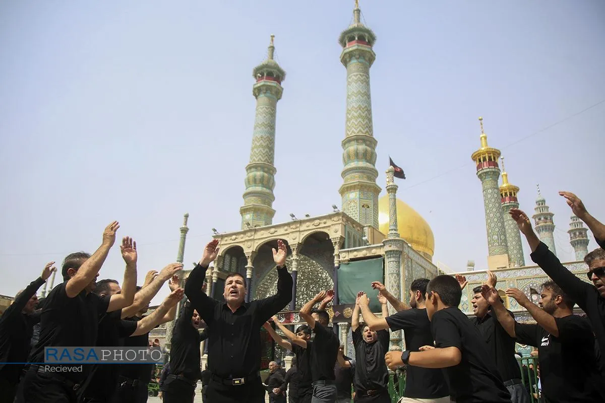 عزاداری روز اربعین حسینی (ع) در حرم حضرت معصومه (سلام&zwnj;الله&zwnj;علیها)