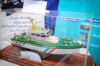 بازدید مقام معظم رهبری از نمایشگاه توانمندی&zwnj;های صنعتی