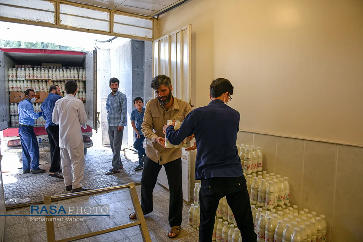 گزارش تصویری | سفره افطاری حضرت صاحب العصر (عج)