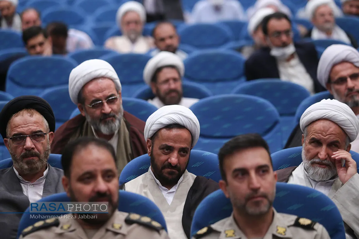 همایش نقش مبلغان در دفاع مقدس&lrm;&lrm;