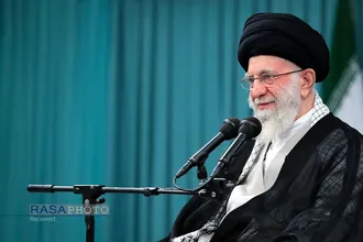 دیدار اعضای ستاد برگزاری کنگره ملی شهدای استان اردبیل رهبر انقلاب