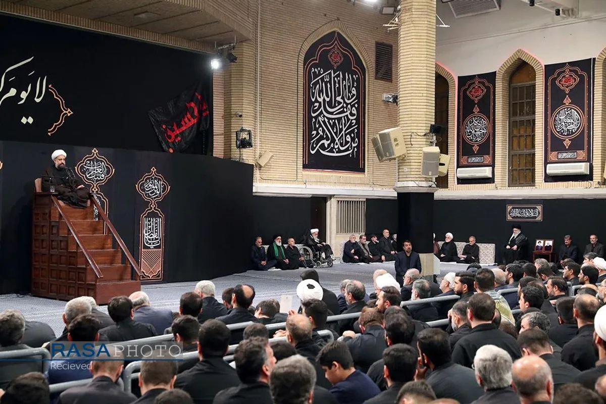 مراسم عزاداری شام غریبان حسینی (علیه&zwnj;السلام) در حسینیه امام خمینی (ره)