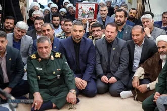 دیدار دست&zwnj;اندرکاران کنگره ملی شهدای استان کهگیلویه و بویر احمد با رهبر انقلاب