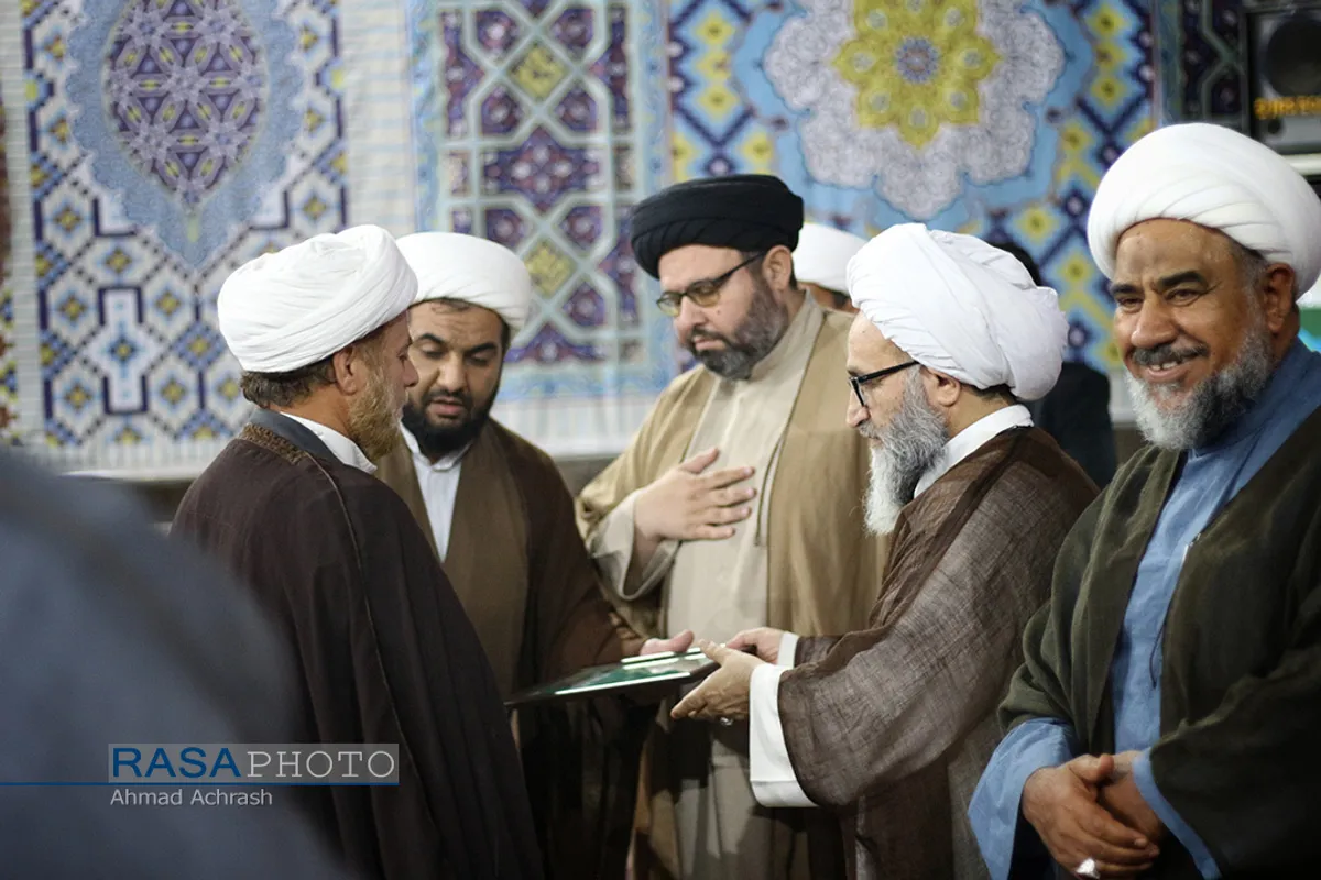 همایش پایان سال تحصیلی و تجلیل از اساتید حوزه علمیه الغدیر در اهواز با حضور آیت الله حیدری