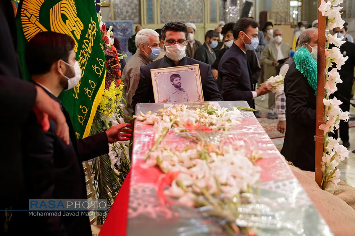 وداع با پیکر شهید نسیم افغانی در حرم مطهر رضوی&lrm;