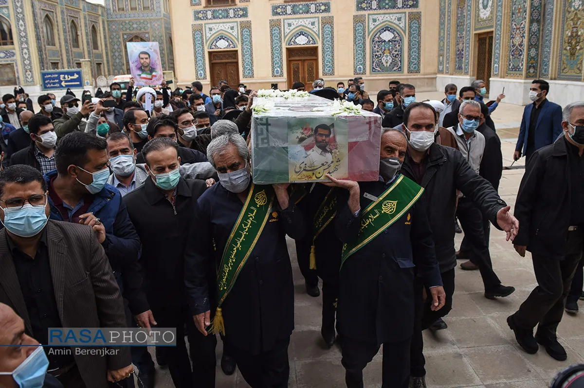 تشییع پیکر شهید محسن جعفری در شیراز&lrm;