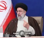 دولت وظیفه خود می داند در رفع مشکلات به ویژه مشکلات معیشتی مردم تلاش نماید