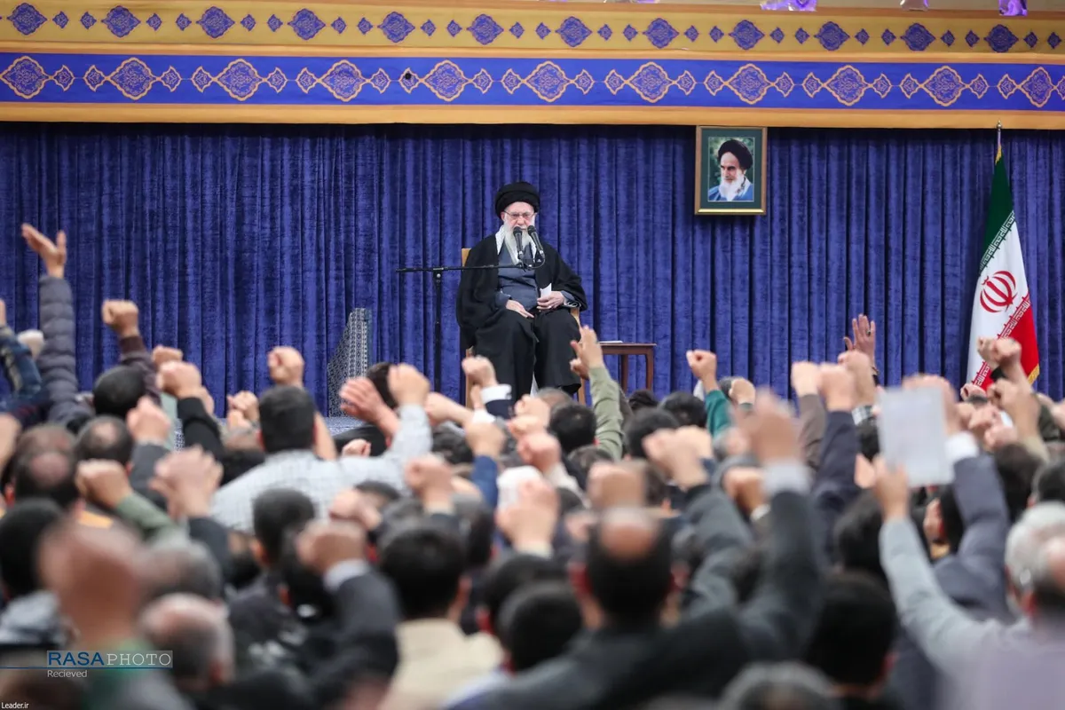 دیدار خانواده شهدای اقتدار با رهبر انقلاب در روز میلاد امیرالمومنین (علیه&zwnj;السلام)