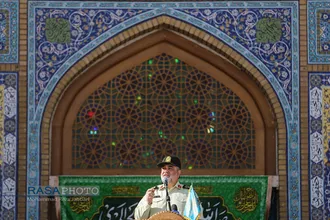 &laquo;عهد سربازی&raquo; نیرو&zwnj;های مسلح با امام زمان (عج) در جمکران&lrm;&lrm;