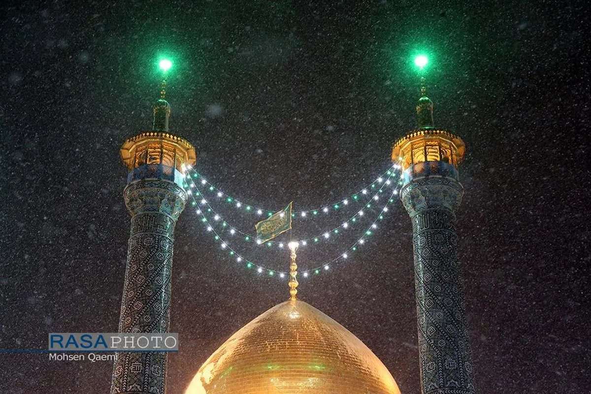 حرم کریمه اهلبیت (ع) در هوای برفی قم