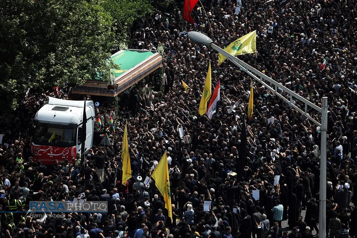 تشییع باشکوه شهدای خدمت در تهران