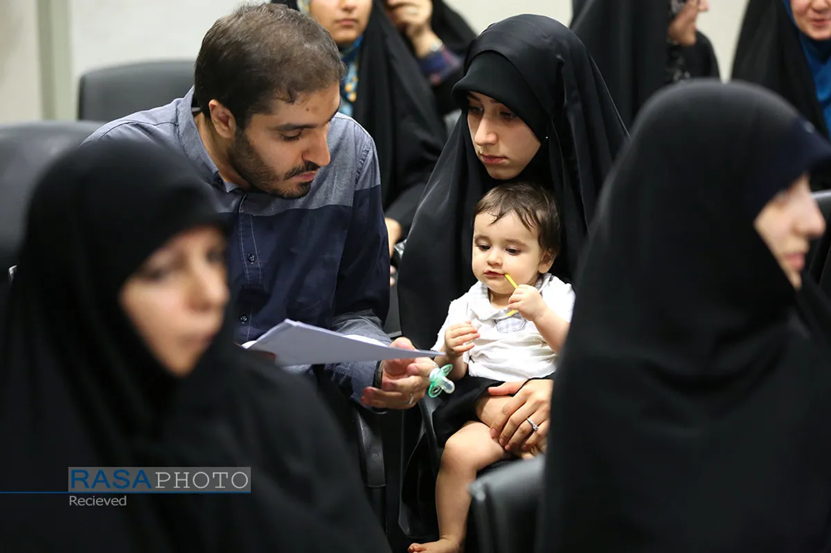 دیدار مدال&zwnj;آوران المپیاد&zwnj;های علمی و اعضای تیم ملی والیبال جوانان با رهبر انقلاب