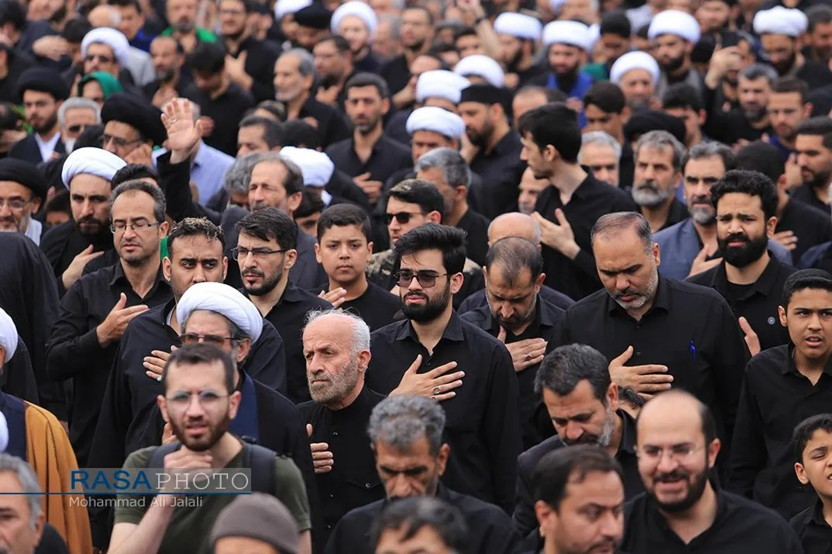 دسته عزاداری روز شهادت حضرت امام صادق (ع) با حضور حضرت آیت الله وحید خراسانی