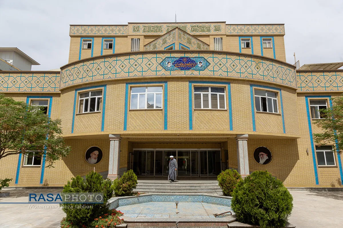 نشست خبری مدیر حوزه علمیه خواهران کشور&lrm;&lrm;