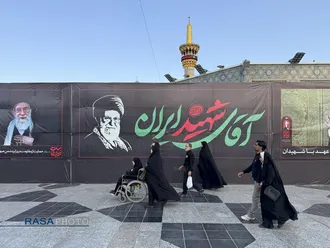 حال و هوای حرم مطهر رضوی در آستانه تشییع امام شهید