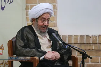 مراسم بزرگداشت یوم الله ۱۳ آبان در بیت تاریخی حضرت امام خمینی (ره) در قم