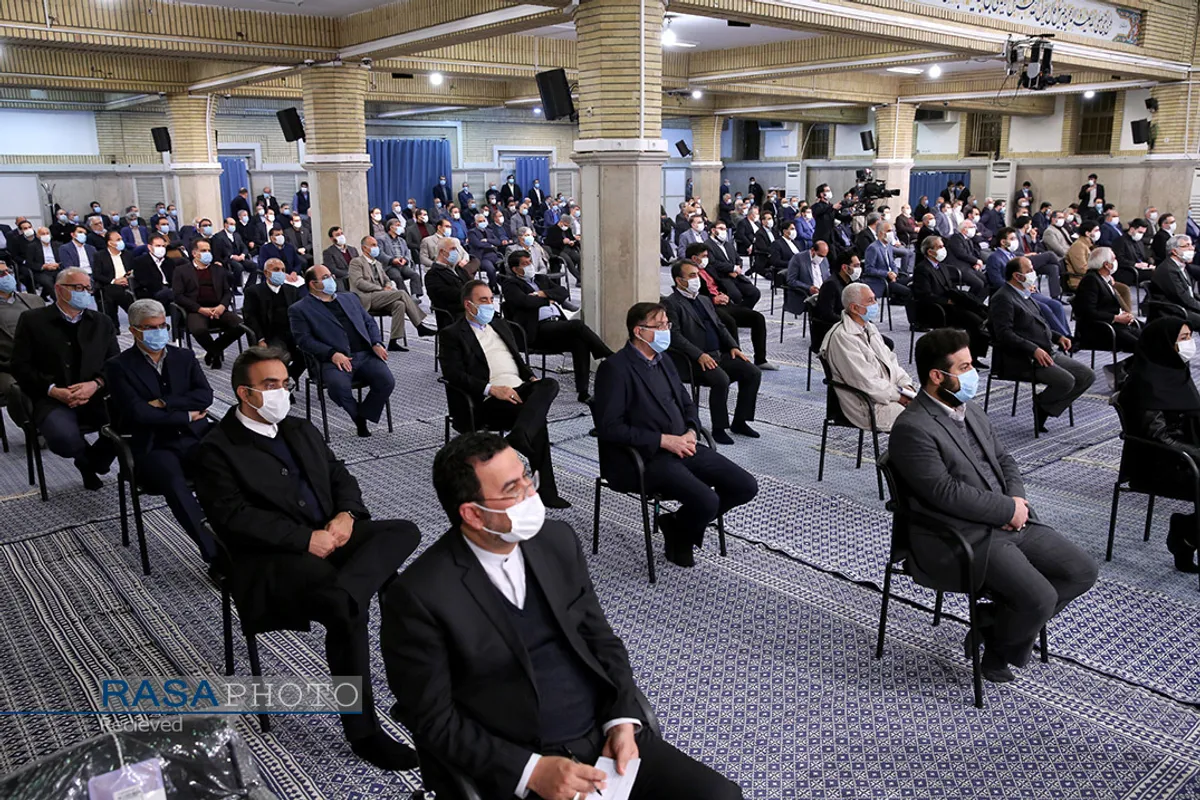دیدار تولیدکنندگان و فعالان اقتصادی با مقام معظم رهبری