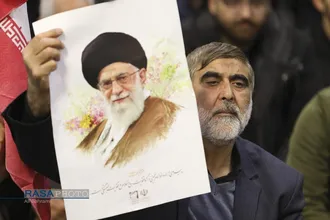 تجمع مردم قم در پی اعلام خبر شهادت رهبر معظم انقلاب