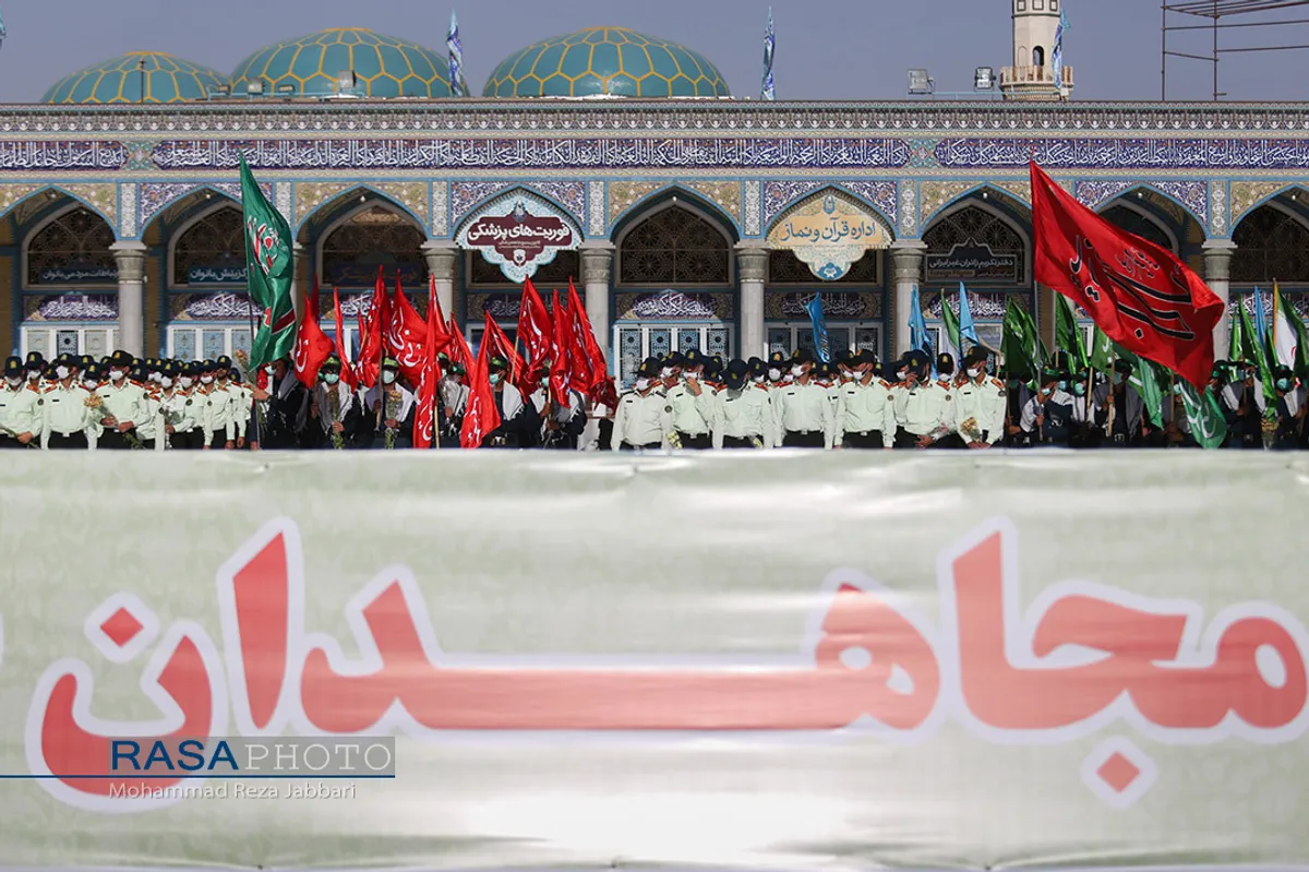 &laquo;عهد سربازی&raquo; نیرو&zwnj;های مسلح با امام زمان (عج) در جمکران&lrm;&lrm;