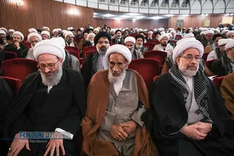 نشست تشکل اساتید سطوح عالی و خارج حوزه علمیه با موضوع "طوفان الاقصی و تحولات جهانی"