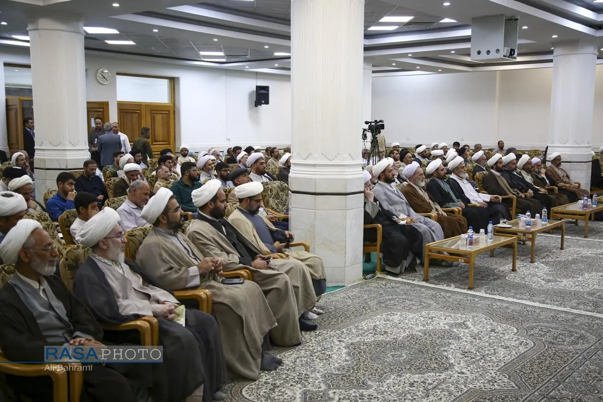 مراسم رونمایی از نرم&zwnj;افزار جامع الاحادیث نسخه ۴