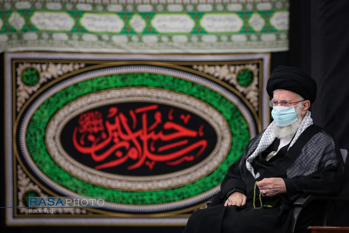 اولین شب مراسم عزاداری حضرت اباعبدالله الحسین (علیه السلام) در حسینیه امام خمینی (ره)