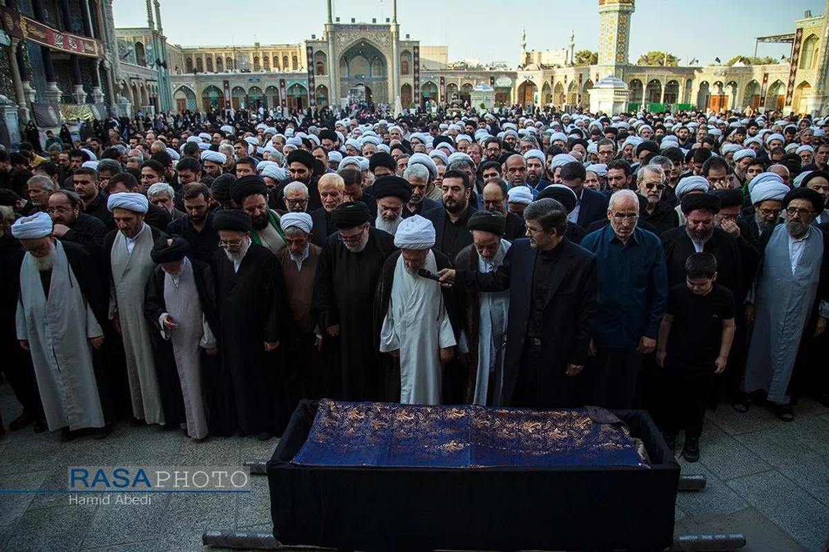 تشییع همسر آیت الله شبیری زنجانی