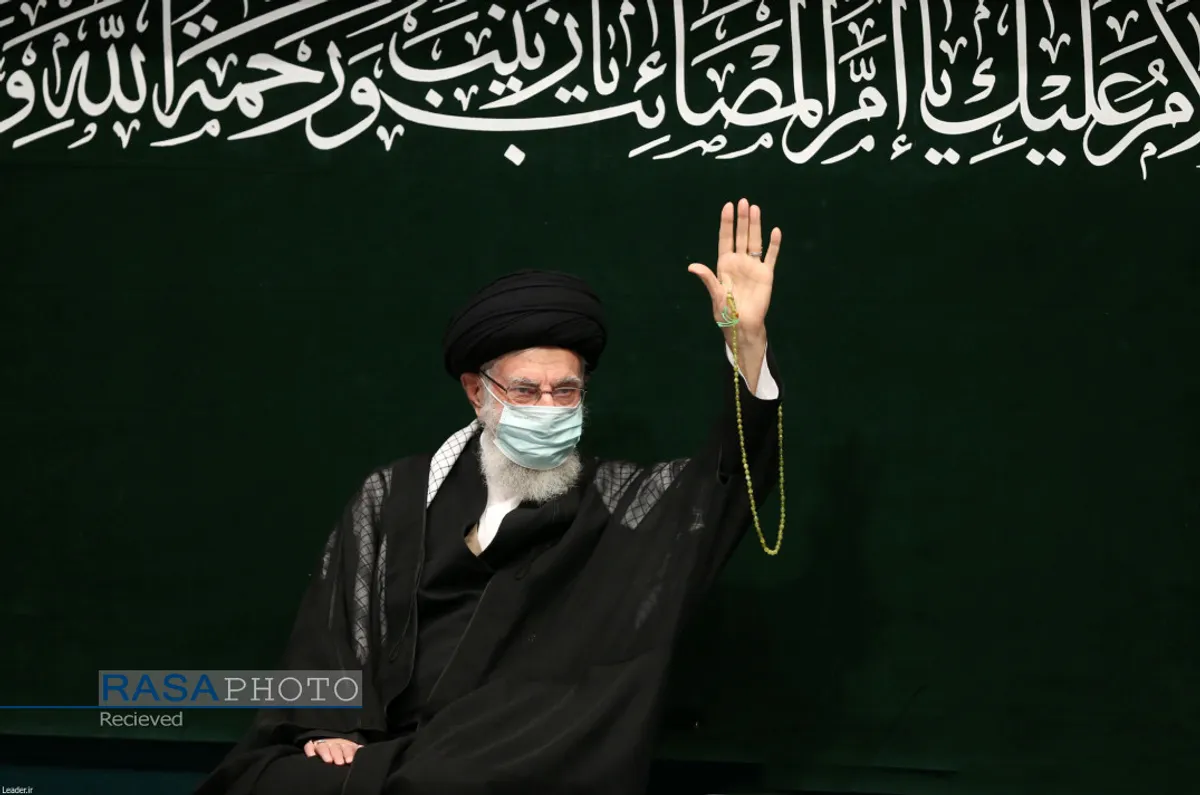 عزاداری اربعین حسینی هیئت&zwnj;های دانشجویی در حسینیه امام خمینی (ره) با حضور مقام معظم رهبری