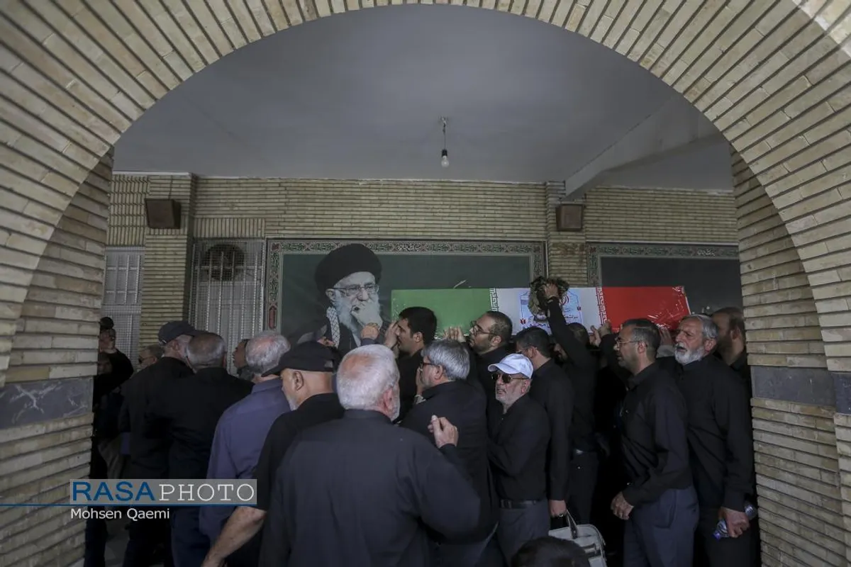 تشییع پیکر پاک سرلشکر شهید حاج محمدحسن محققی در تهران