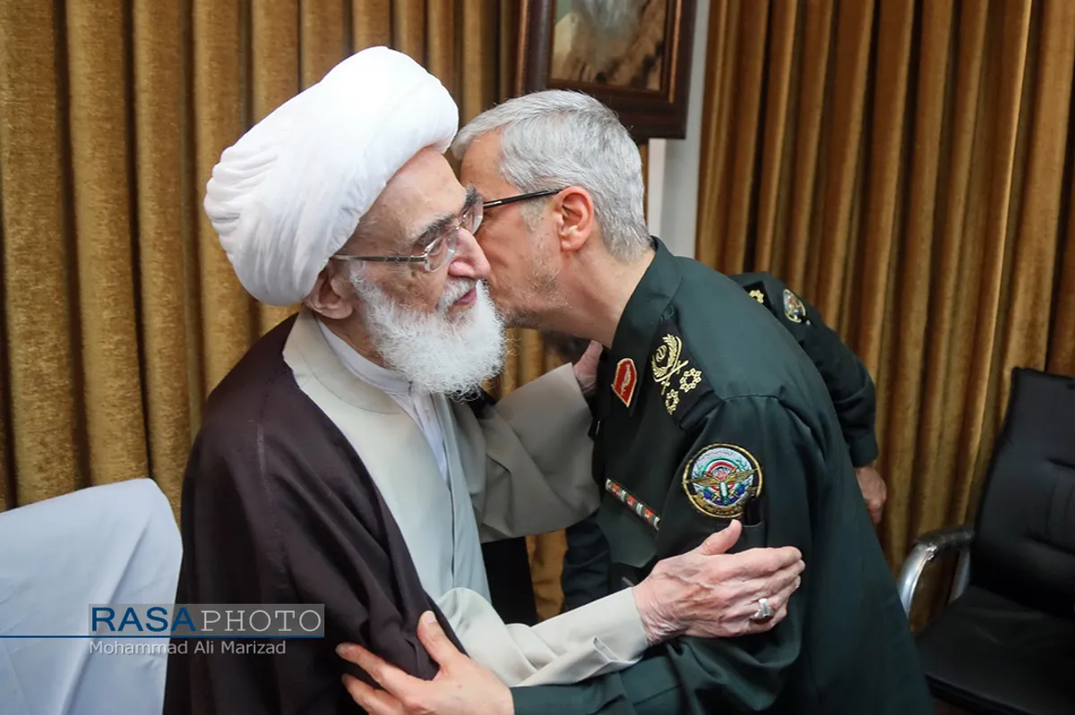 سفر سردار باقری رئیس ستاد کل نیرو&zwnj;های مسلح به قم و دیدار با مراجع تقلید
