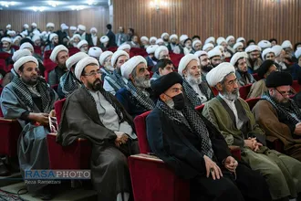 نشست تشکل اساتید سطوح عالی و خارج حوزه علمیه با موضوع "طوفان الاقصی و تحولات جهانی"