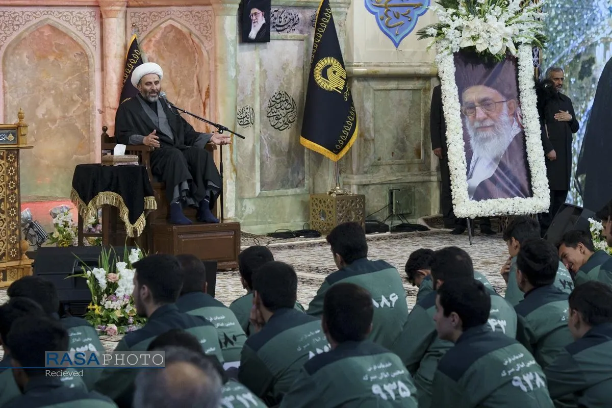 اجتماع عزاداران رهبر شهید انقلاب در حرم مطهر رضوی