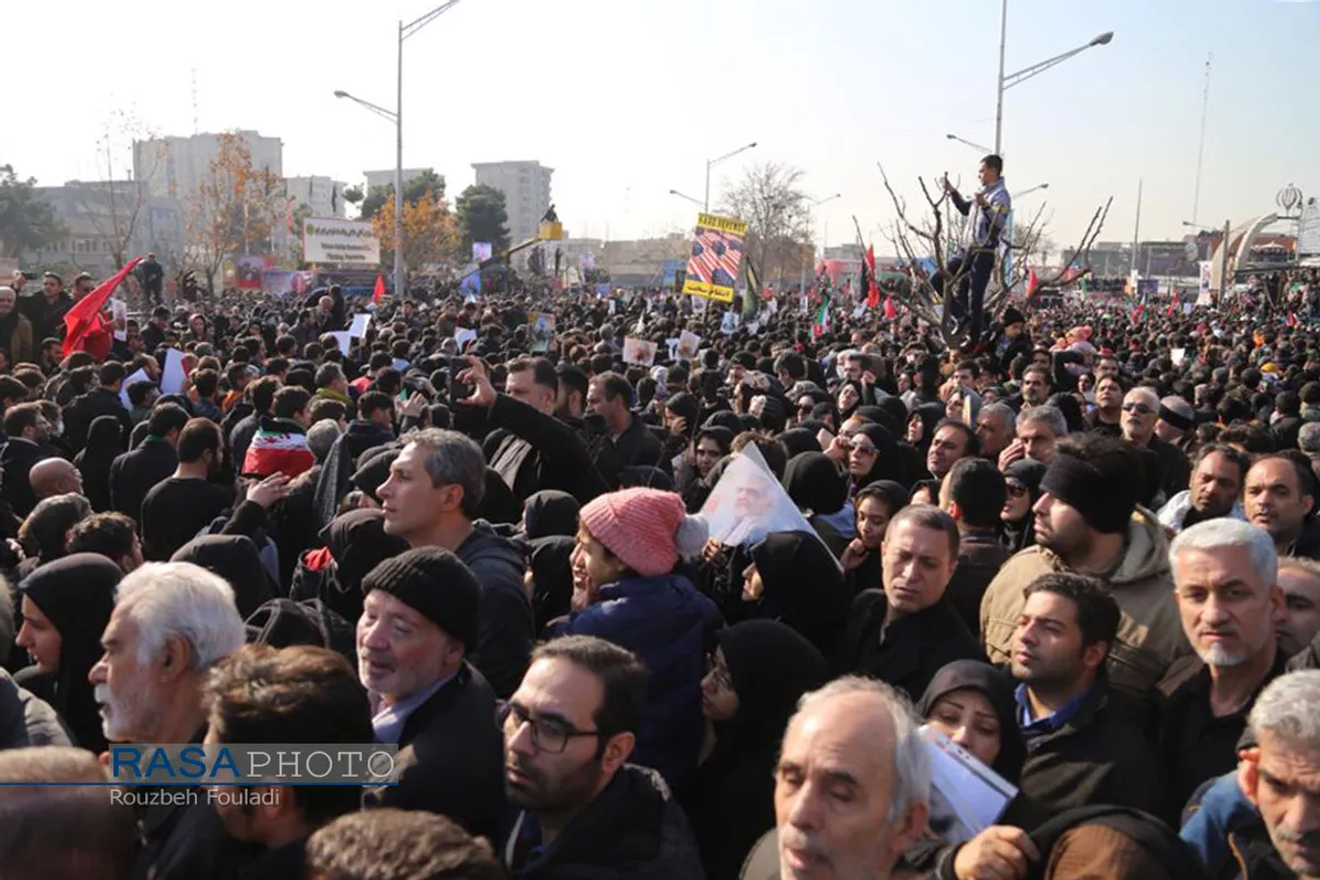 تشییع باشکوه سپهبد شهید حاج قاسم سلیمانی در تهران