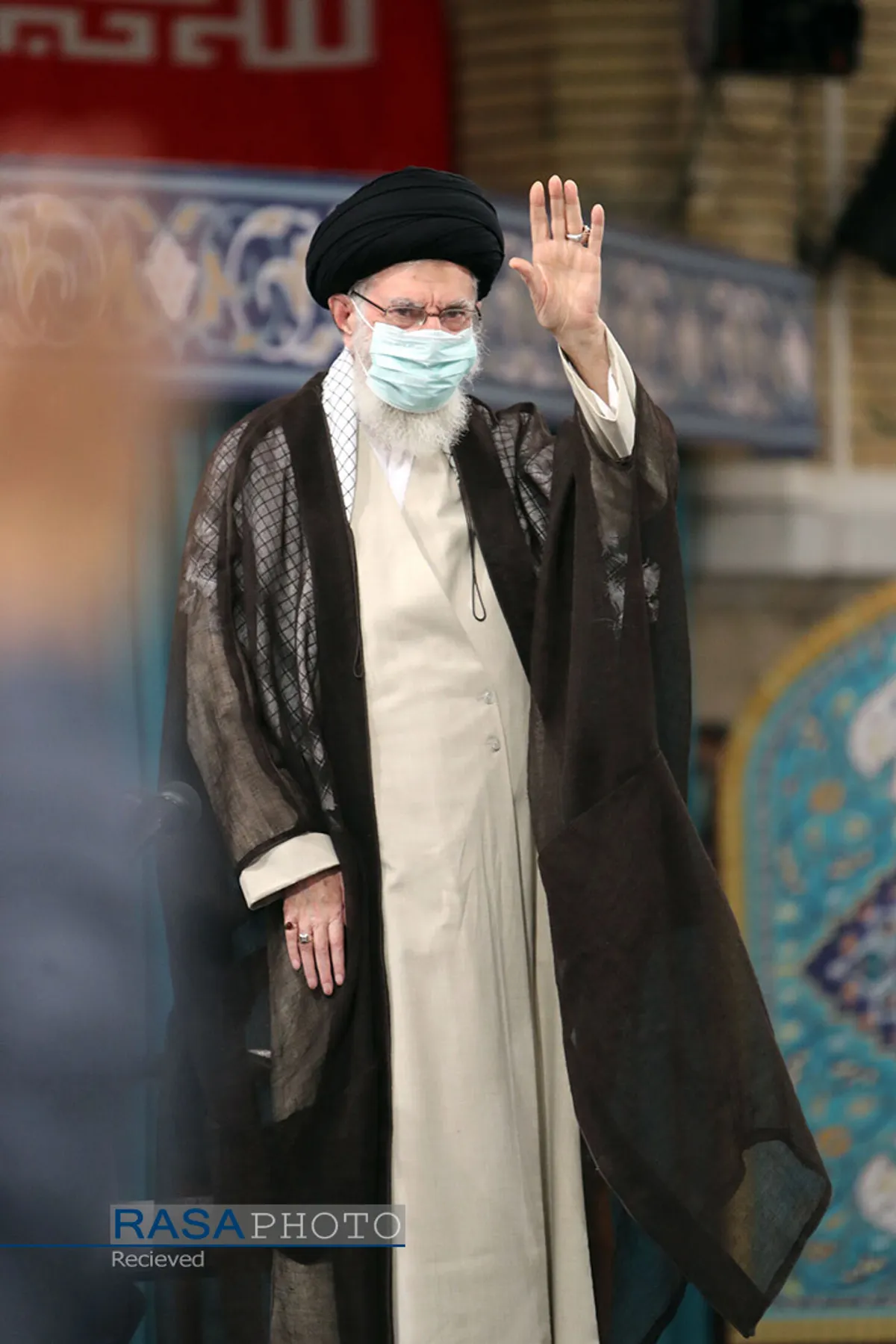 دیدار جمعی از دانش&zwnj;آموزان با مقام معظم رهبری