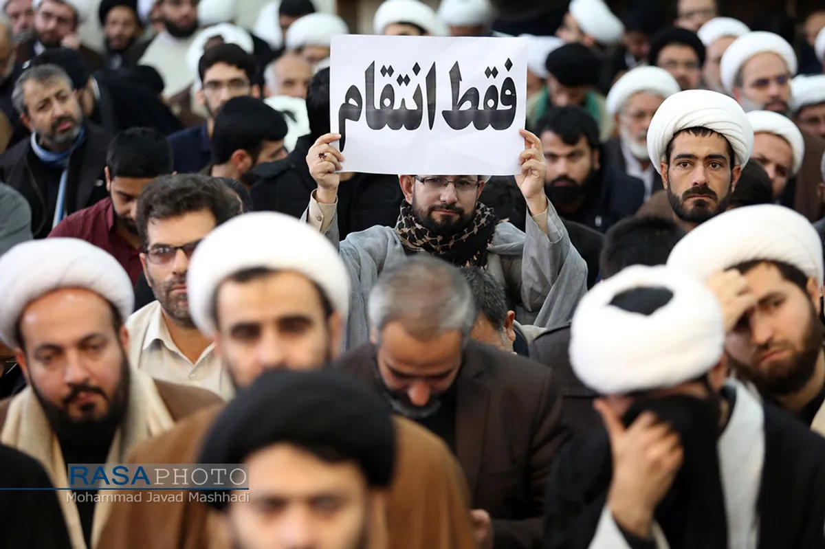 اجتماع باشکوه حوزویان قم در گرامیداشت یاد شهید سردار حاج قاسم سلیمانی