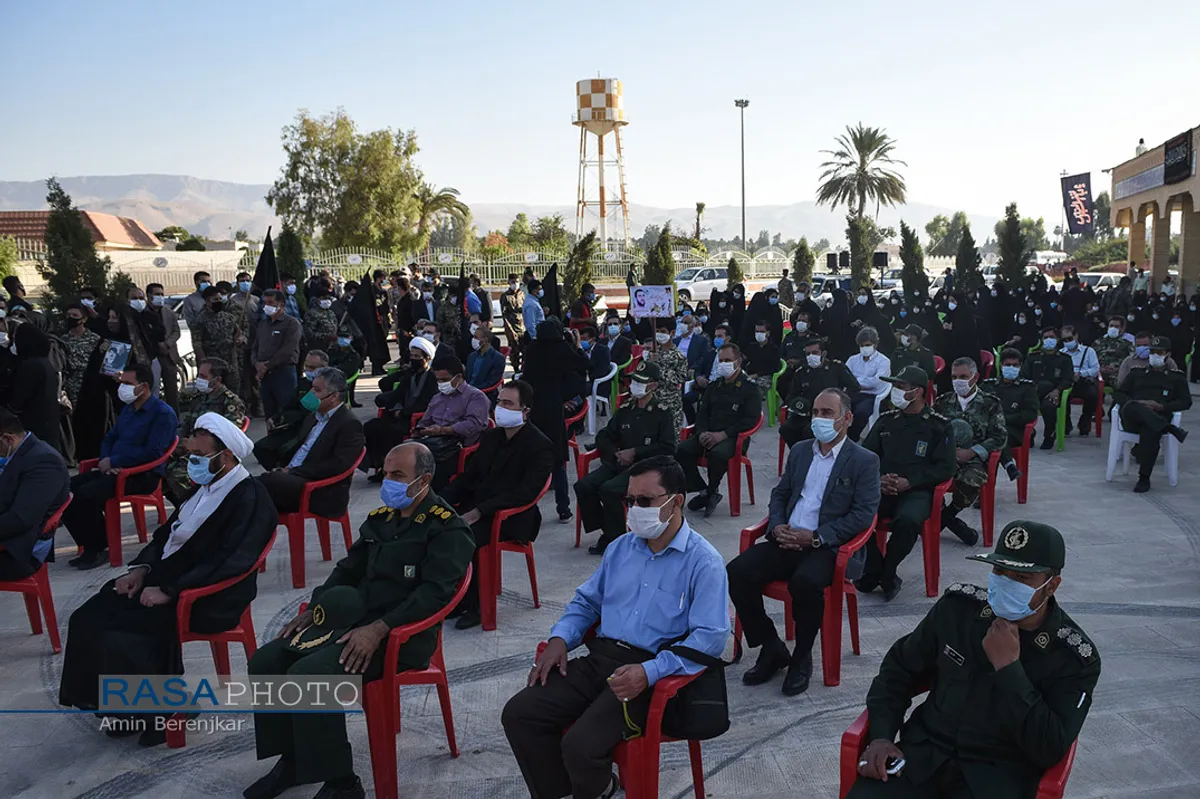 تشییع پیکر شهدا دفاع مقدس در شیراز&lrm;
