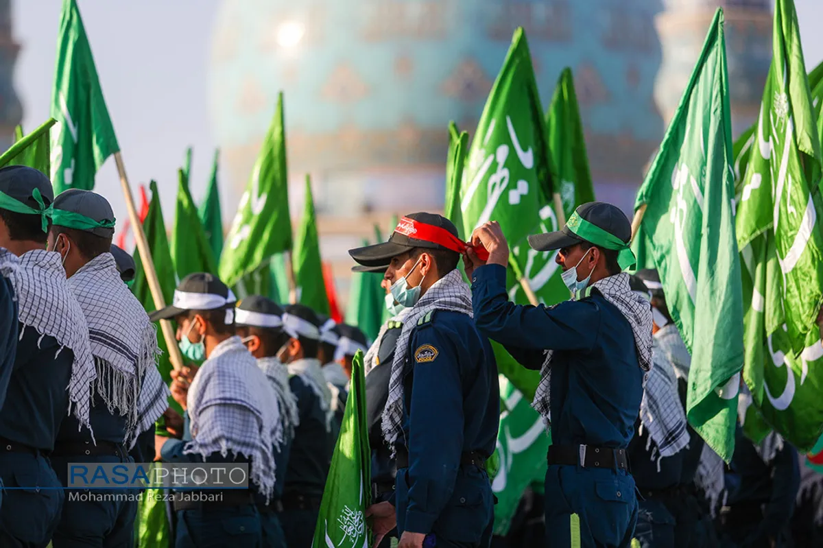&laquo;عهد سربازی&raquo; نیرو&zwnj;های مسلح با امام زمان (عج) در جمکران&lrm;&lrm;