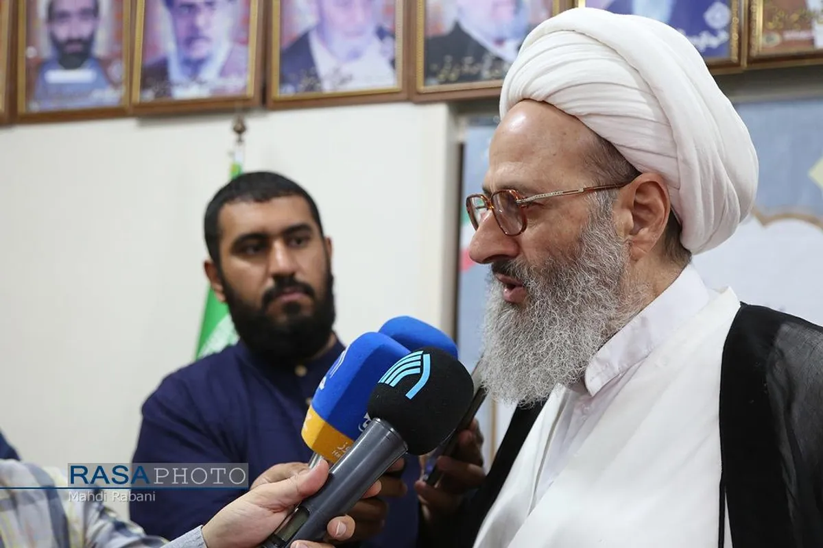 حضور آیت الله فقیهی در پای صندوق رای دومین دوره چهاردهمین انتخابات ریاست جمهوری