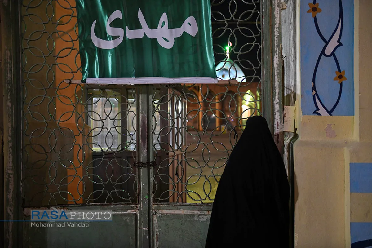 احیا شب قدر پشت در&zwnj;های بسته مسجد مقدس جمکران