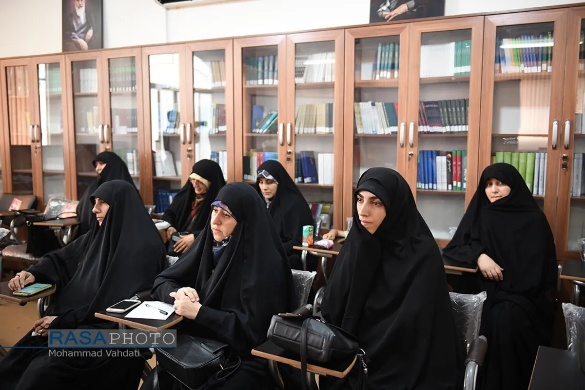 اختتامیه "دوره&zwnj;های آموزشی - مطالعاتی سطح یک معارف انقلاب اسلامی"