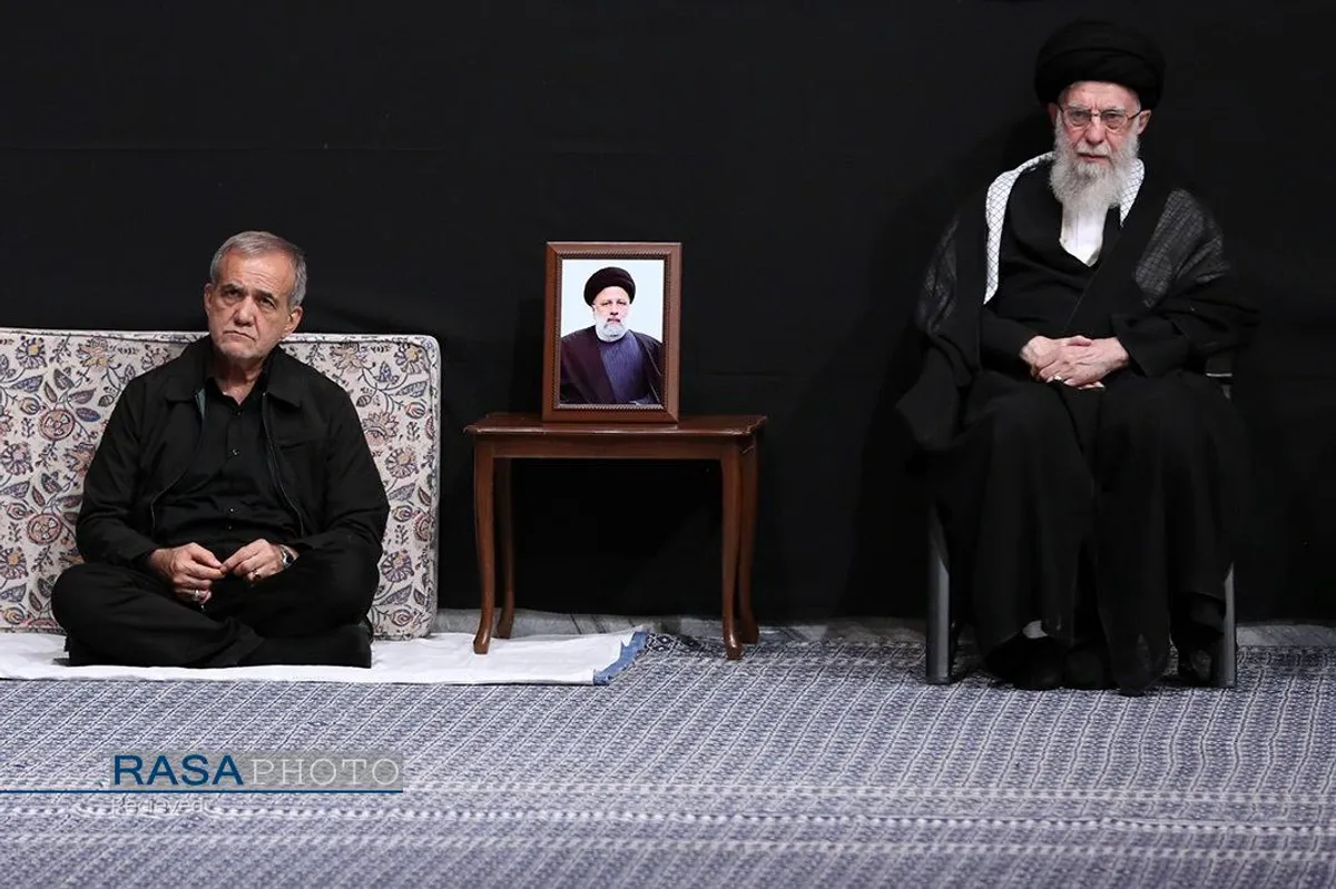 اولین شب عزاداری حضرت اباعبدالله الحسین (علیه&zwnj;السلام) با حضور رهبر انقلاب